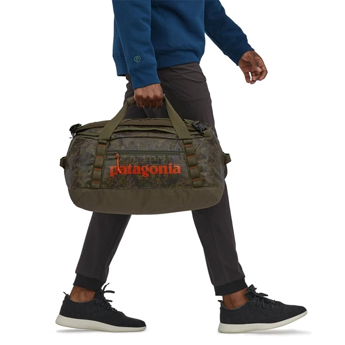 Patagonia Black Hole Duffel 40L perennial purple Patagonia Black Hole Duffel 40L Perennial Purple -Mode Tassen Verkoopwinkel image 2978