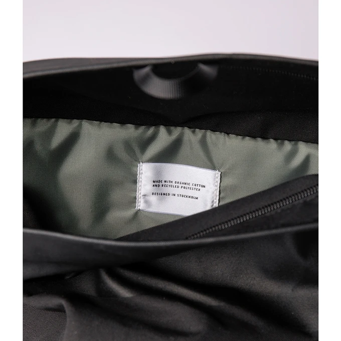 Sandqvist Alfred Backpack black with black webbing Sandqvist Alfred Backpack Black With Black Webbing -Mode Tassen Verkoopwinkel image 3819