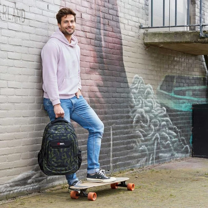 Enrico Benetti Santa Cruz 17.3" Laptop Rugtas olijfgroen Enrico Benetti Santa Cruz 17.3" Laptop Rugtas Olijfgroen -Mode Tassen Verkoopwinkel image 5471