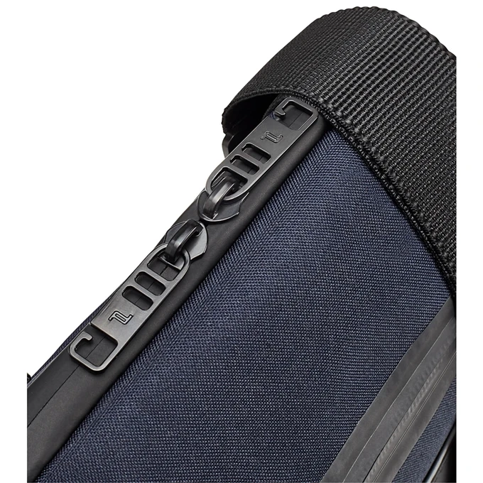 Porsche Design Urban Eco Shoulderbag S dark blue Porsche Design Urban Eco Shoulderbag S Dark Blue -Mode Tassen Verkoopwinkel image 8011