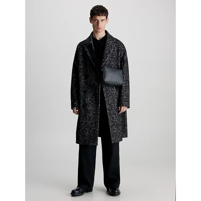 Calvin Klein Ck Must Camera Bag black classic mono Calvin Klein Ck Must Camera Bag Black Classic Mono -Mode Tassen Verkoopwinkel image 8145