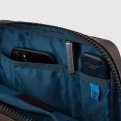 Piquadro Harper IPad Crossbody Bag Blue 6 Piquadro Harper IPad Crossbody Bag Blue -Mode Tassen Verkoopwinkel image 8199