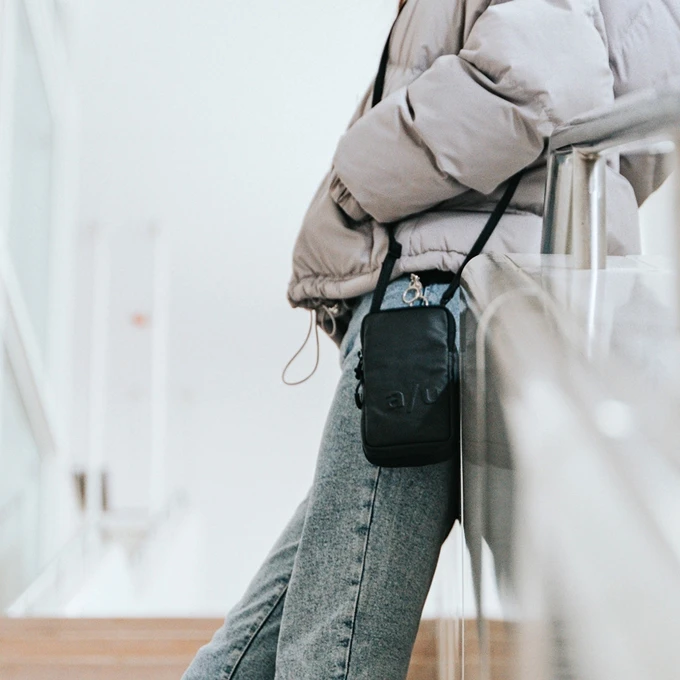 Aunts & Uncles Uji Japan Nishi Phonebag forest night Aunts & Uncles Uji Japan Nishi Phonebag Forest Night -Mode Tassen Verkoopwinkel image 8629
